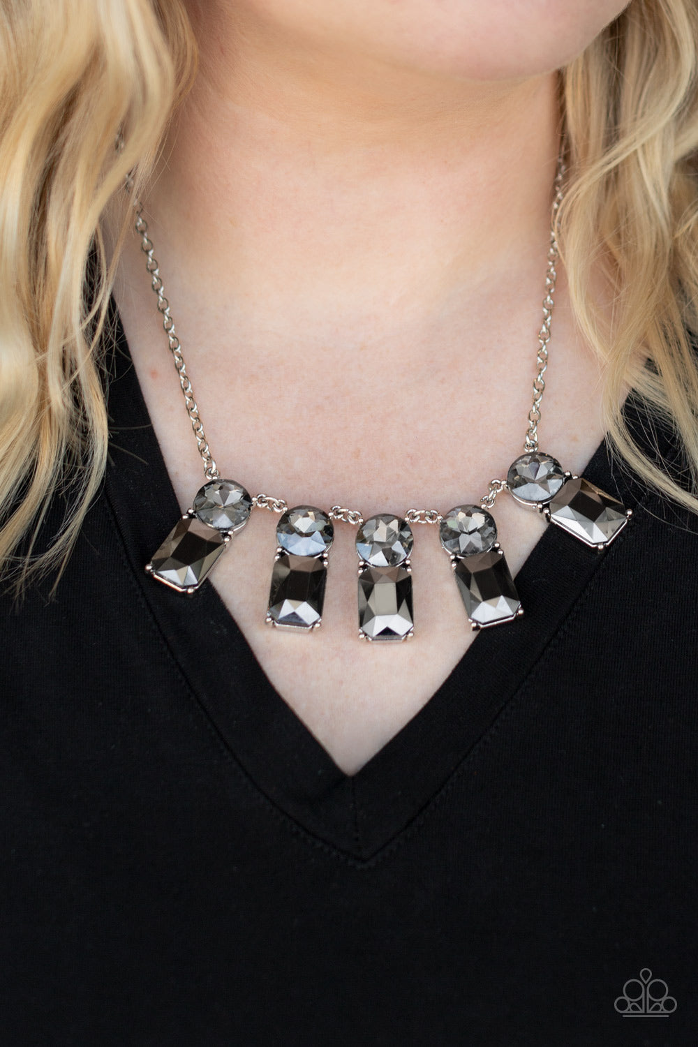 five-dollar-jewelry-celestial-royal-silver-necklace-paparazzi-accessories