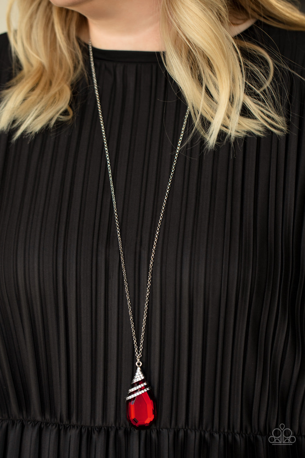 five-dollar-jewelry-demandingly-diva-red-paparazzi-accessories