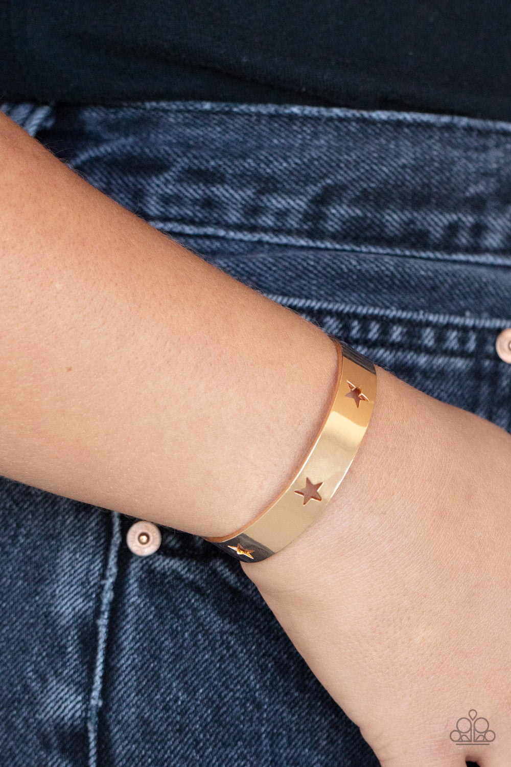 five-dollar-jewelry-american-girl-glamour-gold-bracelet-paparazzi-accessories