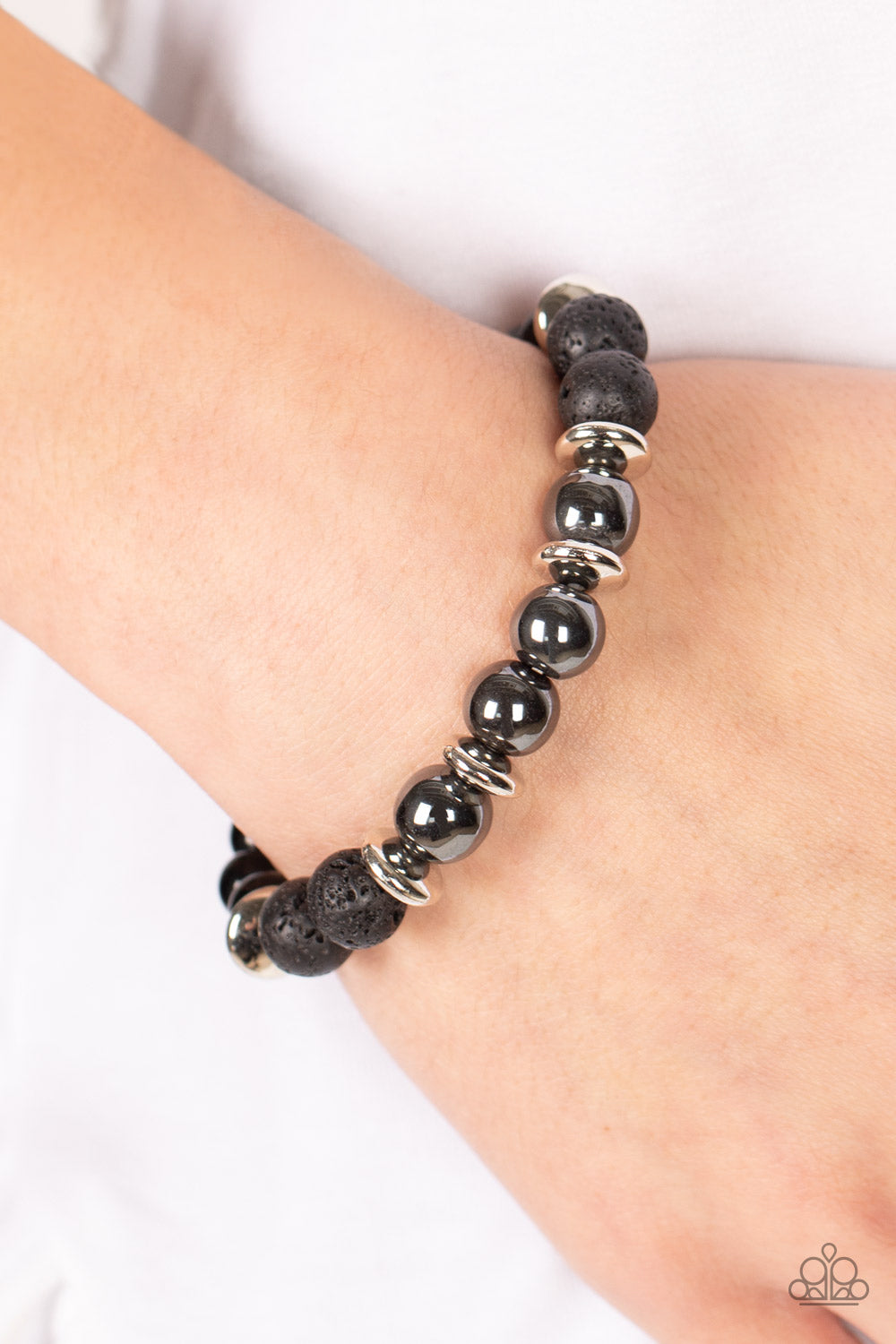 five-dollar-jewelry-mega-metamorphic-black-bracelet-paparazzi-accessories