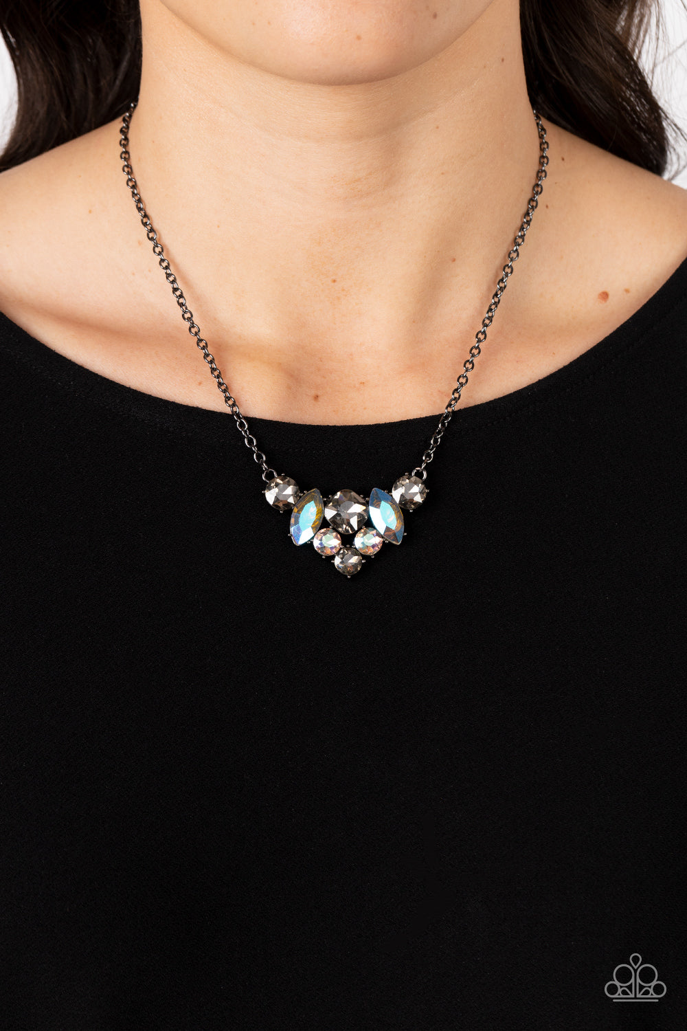 five-dollar-jewelry-lavishly-loaded-black-necklace-paparazzi-accessories