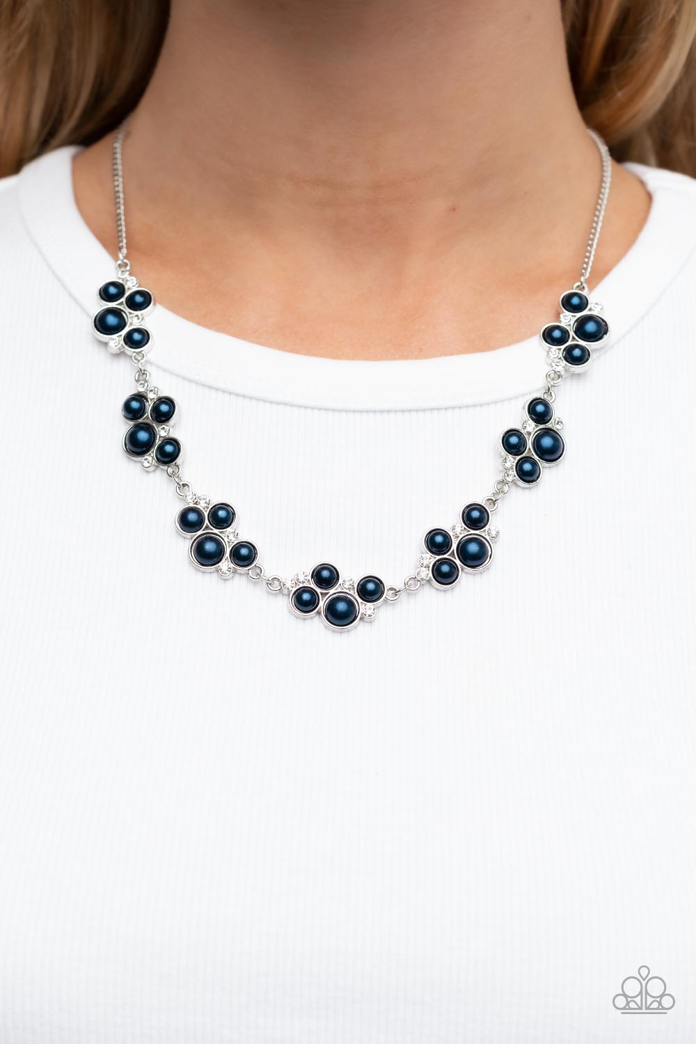 five-dollar-jewelry-grace-to-the-top-blue-necklace-paparazzi-accessories