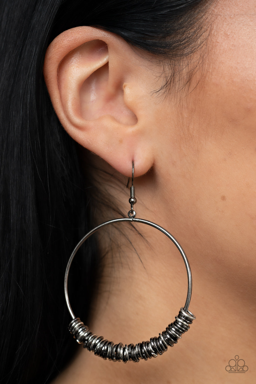 five-dollar-jewelry-retro-ringleader-multi-earrings-paparazzi-accessories