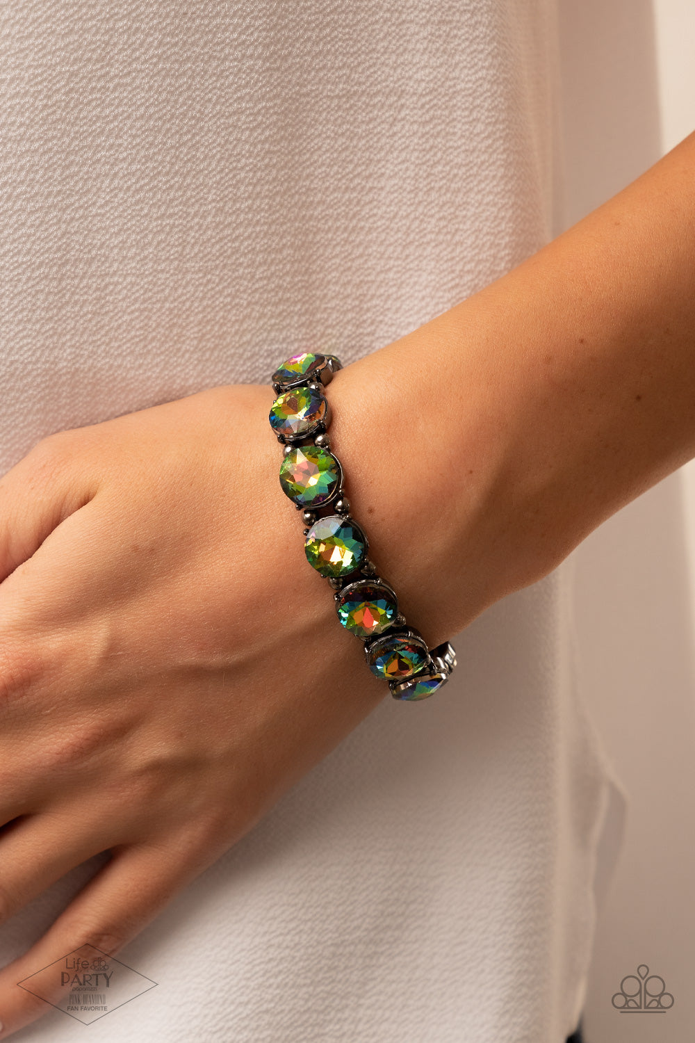 five-dollar-jewelry-glitzy-glamorous-multi-bracelet-paparazzi-accessories