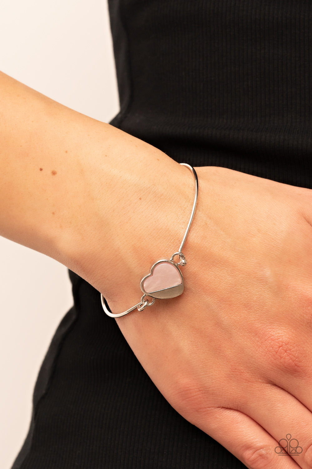 five-dollar-jewelry-hidden-intentions-pink-bracelet-paparazzi-accessories