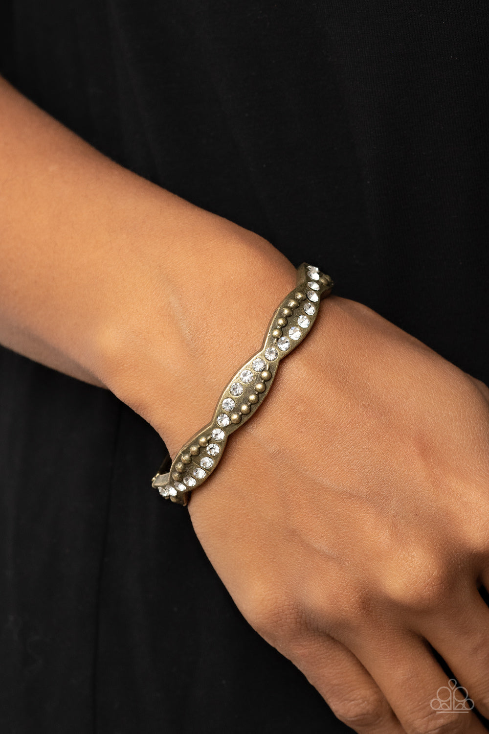 five-dollar-jewelry-empire-envy-brass-bracelet-paparazzi-accessories