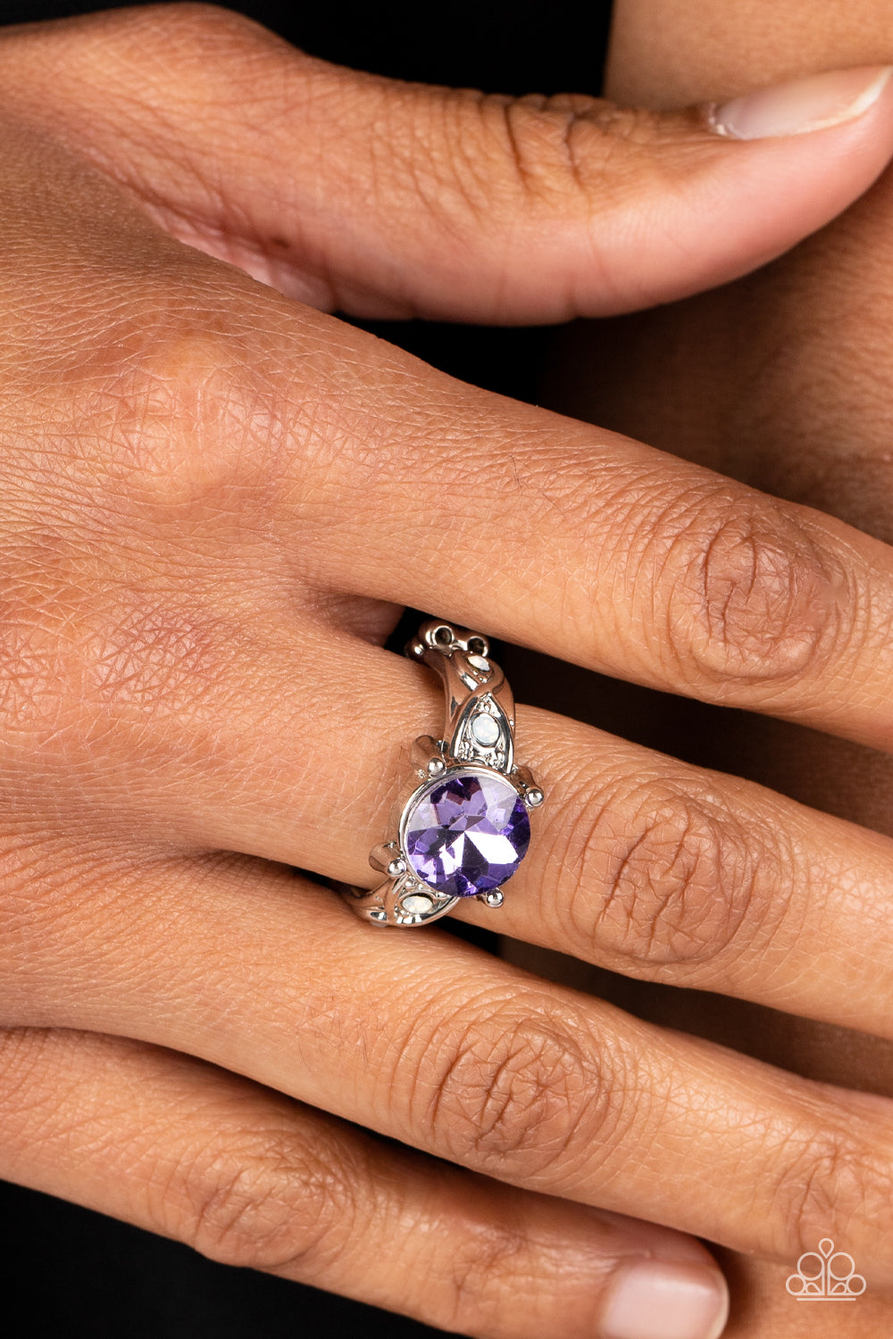 five-dollar-jewelry-intergalactic-i-do-purple-ring-paparazzi-accessories