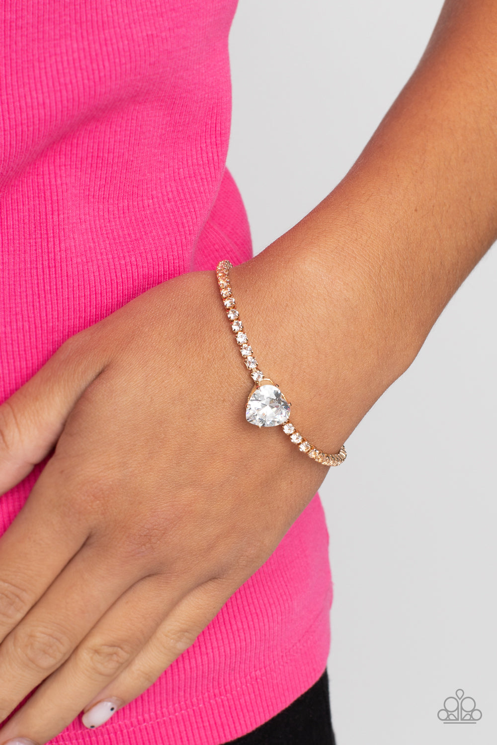 five-dollar-jewelry-bedazzled-beauty-gold-bracelet-paparazzi-accessories