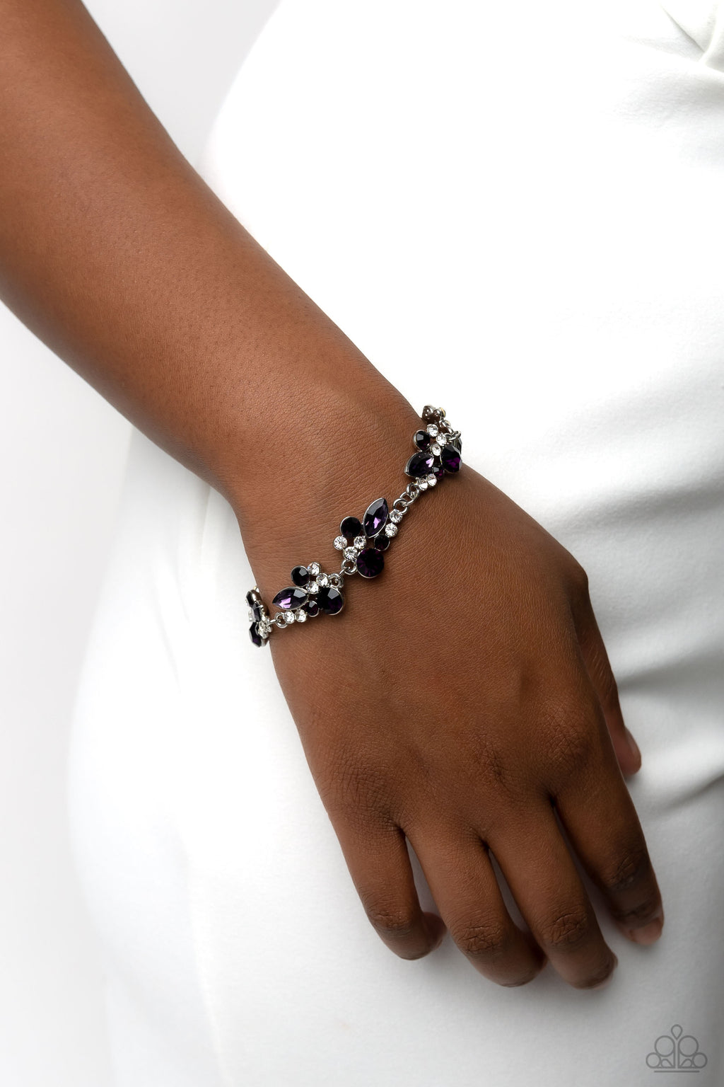 five-dollar-jewelry-poolside-perfection-purple-bracelet-paparazzi-accessories