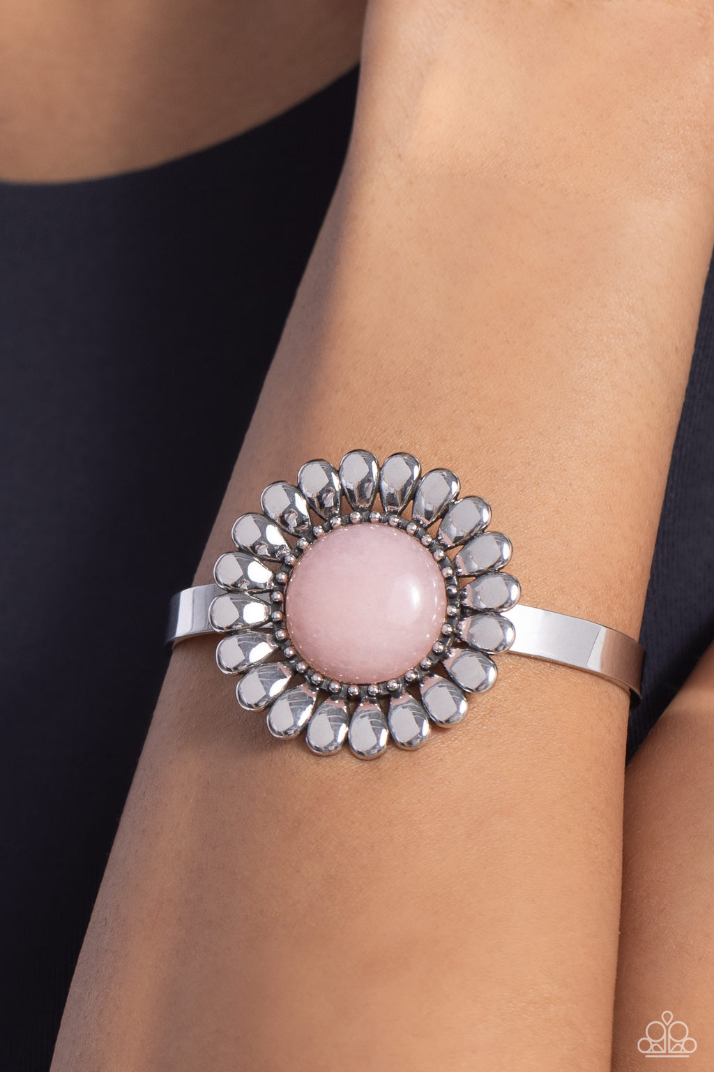 five-dollar-jewelry-organic-orchard-pink-bracelet-paparazzi-accessories