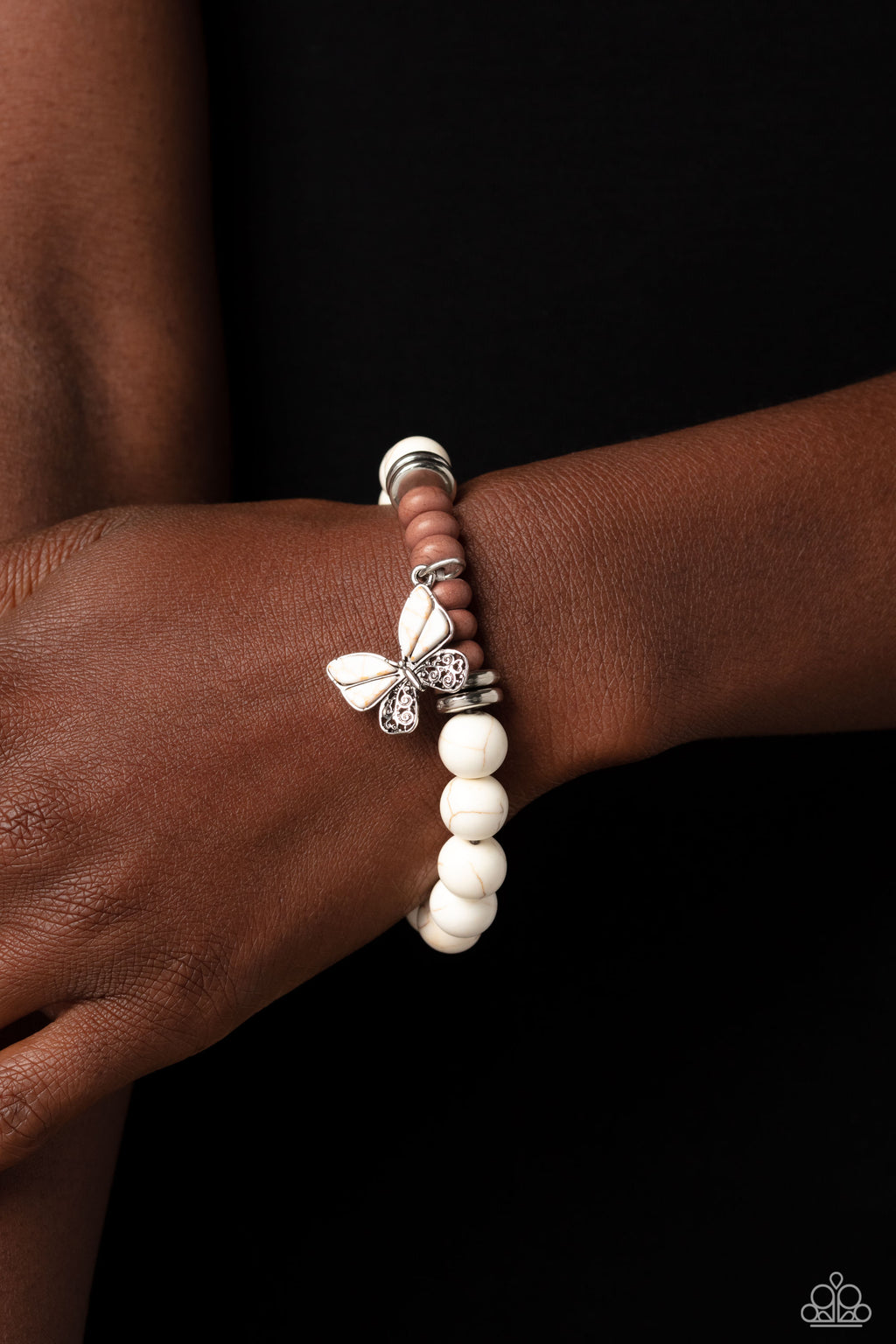 five-dollar-jewelry-bold-butterfly-white-bracelet-paparazzi-accessories