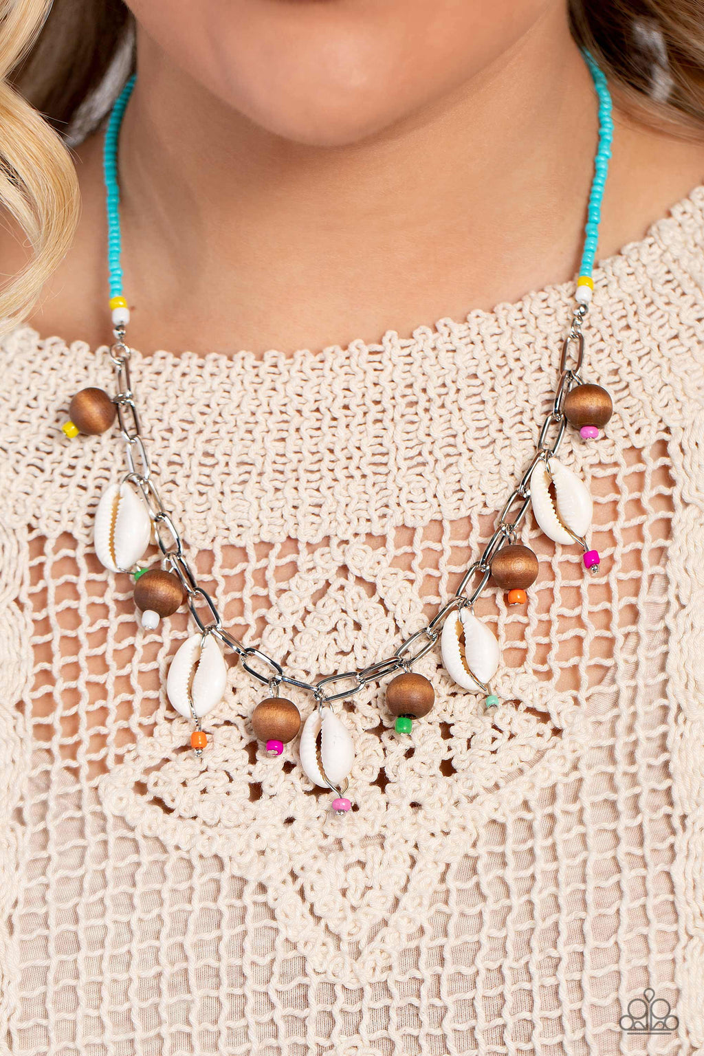 five-dollar-jewelry-beach-for-the-sun-blue-necklace-paparazzi-accessories