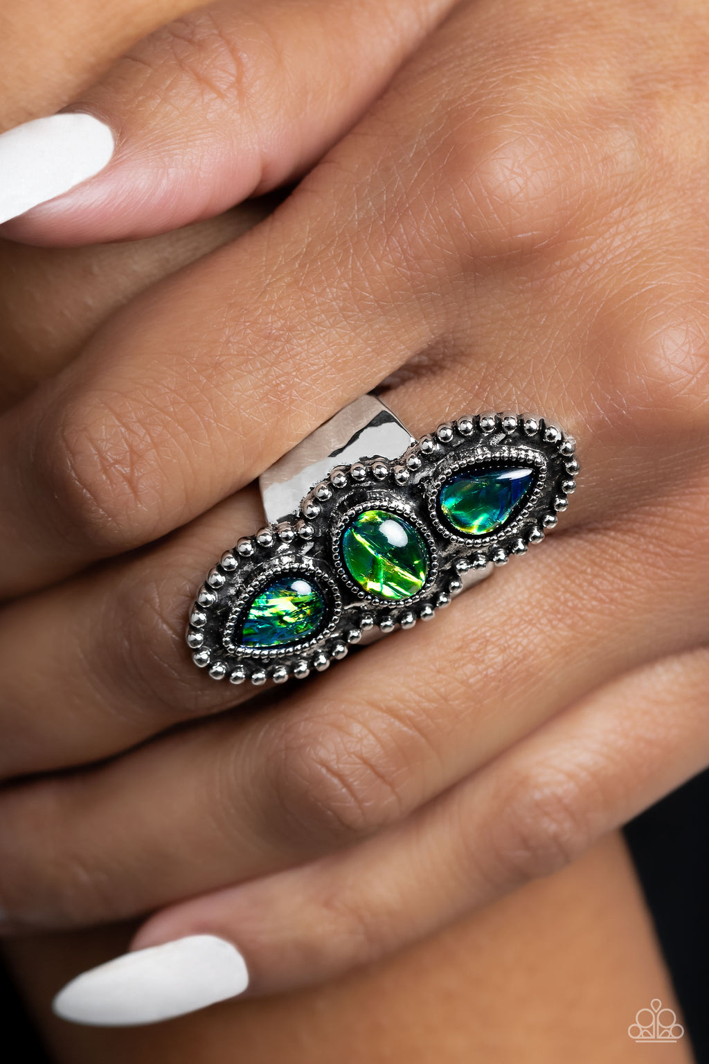 five-dollar-jewelry-strut-your-studs-green-ring-paparazzi-accessories
