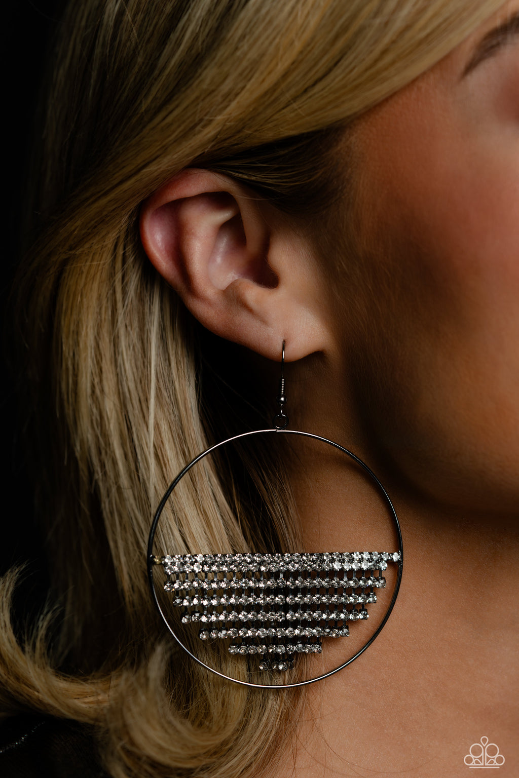 five-dollar-jewelry-fierce-fringe-black-earrings-paparazzi-accessories