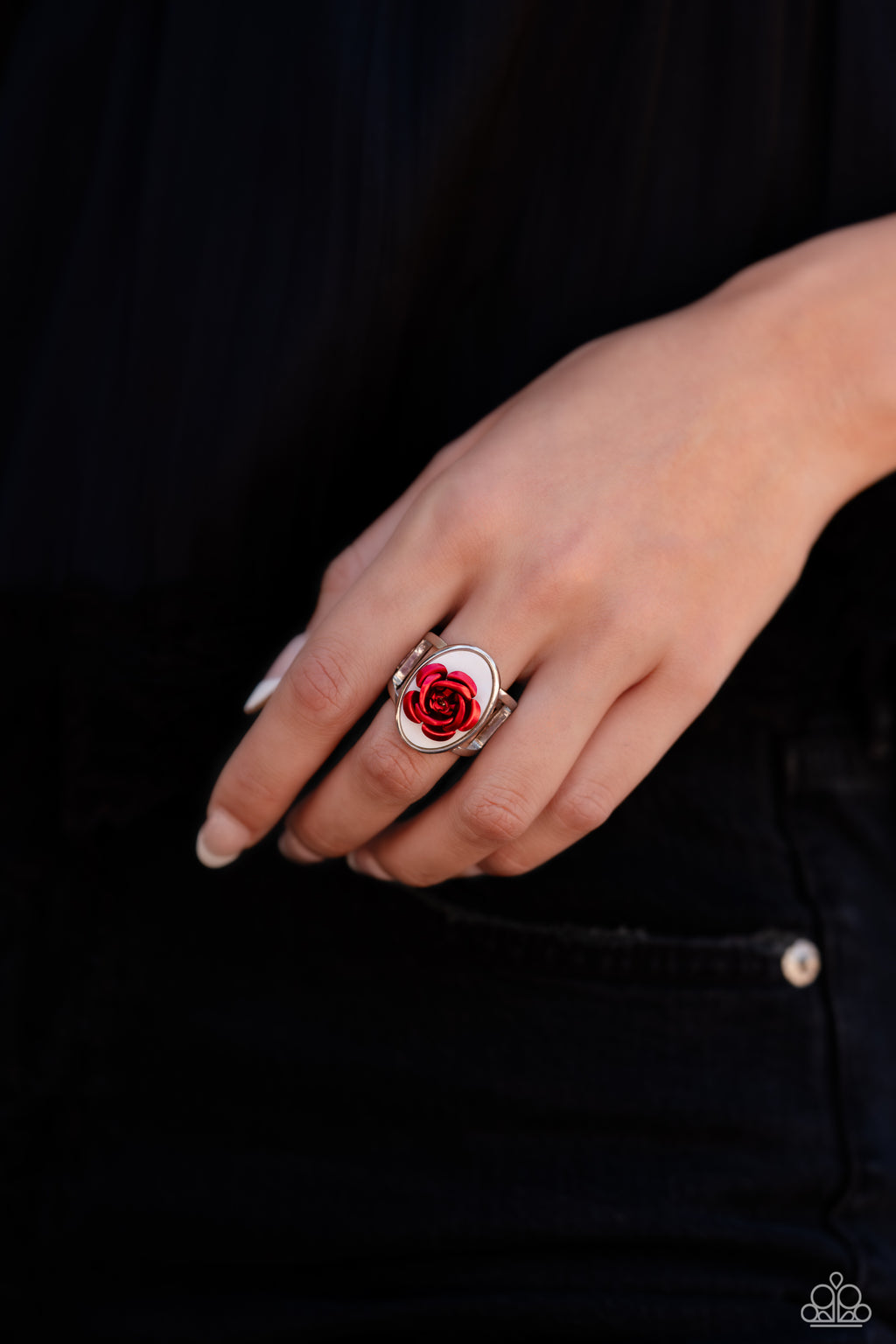 five-dollar-jewelry-rose-to-my-heart-red-paparazzi-accessories