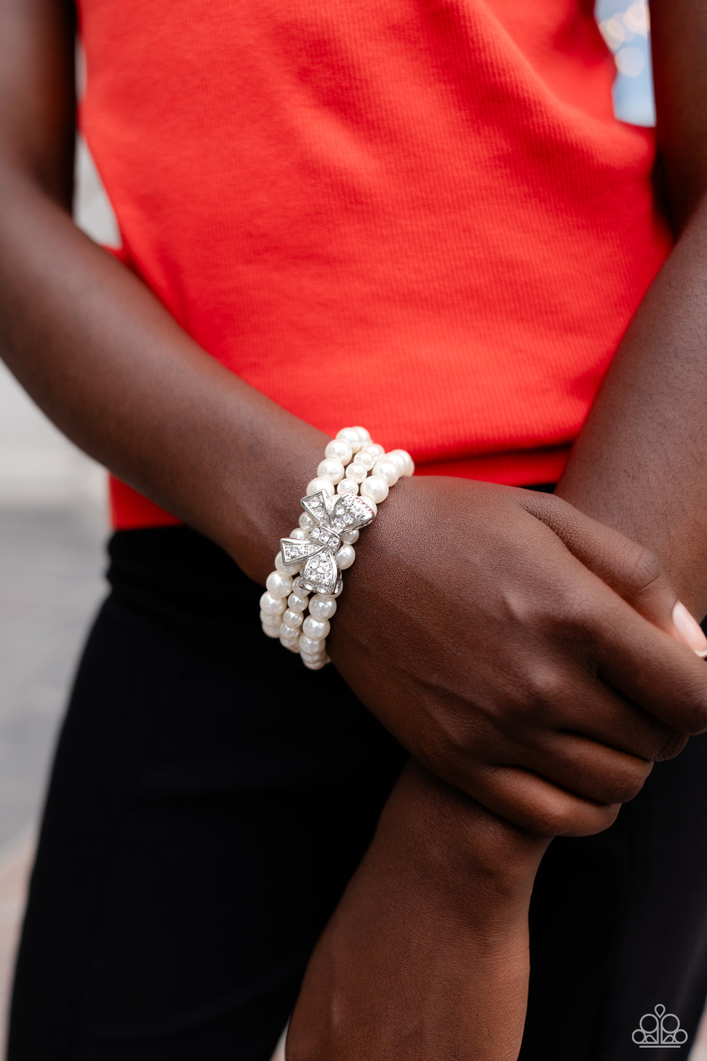 five-dollar-jewelry-how-do-you-do-white-paparazzi-accessories