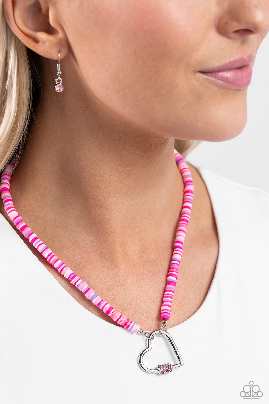 five-dollar-jewelry-clearly-carabiner-pink-necklace-paparazzi-accessories
