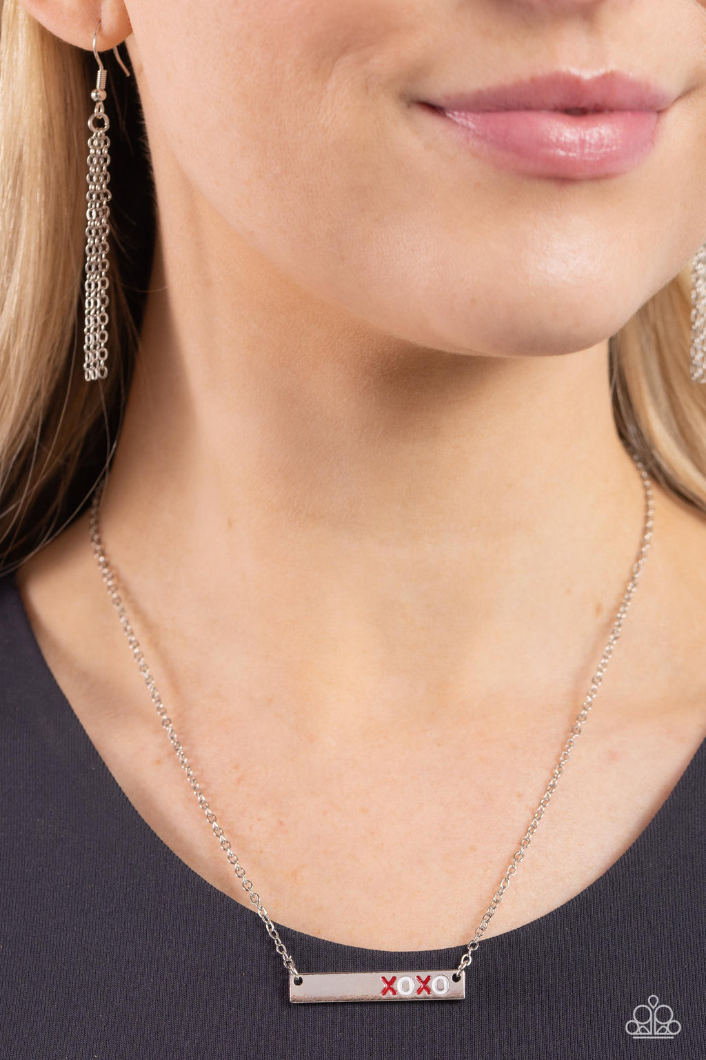 five-dollar-jewelry-xoxo-season-red-paparazzi-accessories