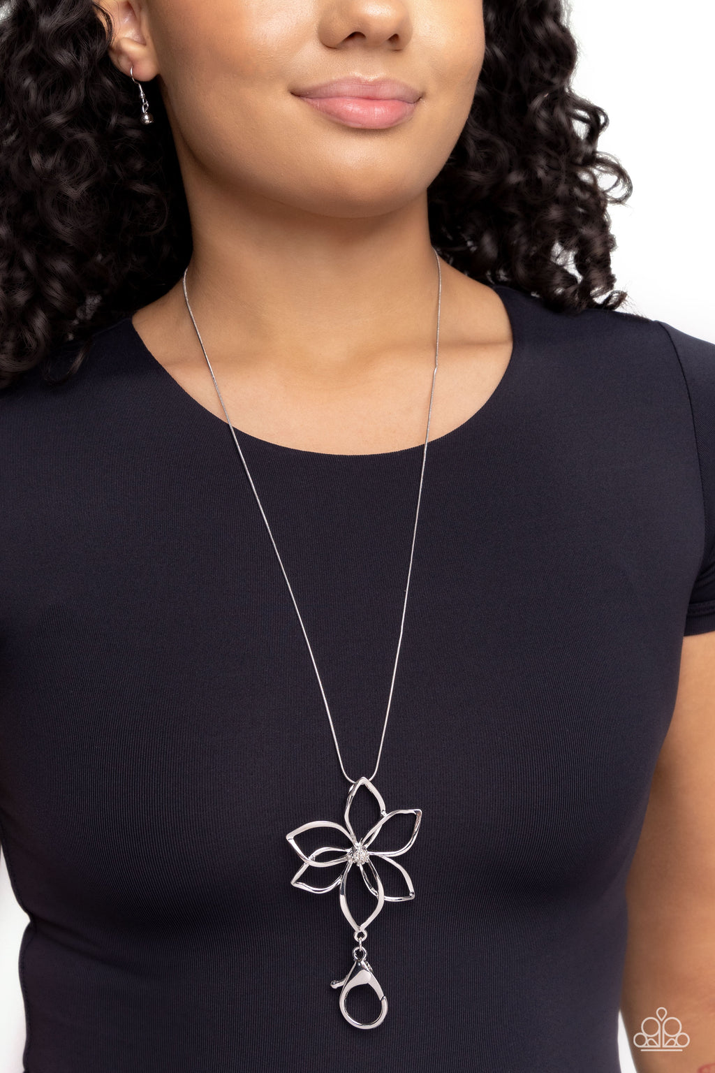 five-dollar-jewelry-flowering-fame-silver-3626-paparazzi-accessories