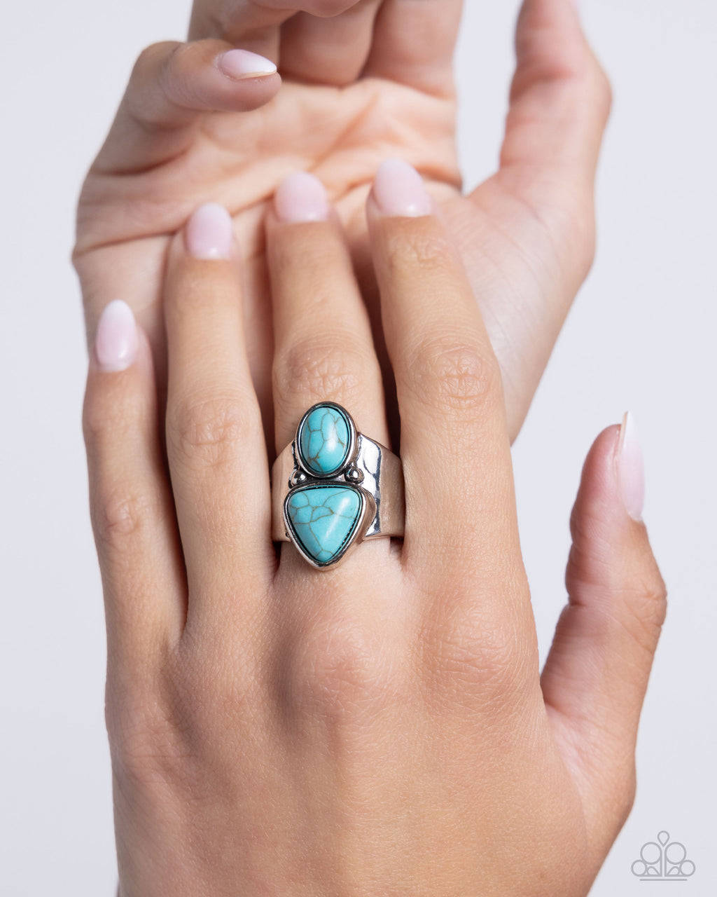 eight-dollar-jewelry-desert-destination-blue-ring-paparazzi-accessories