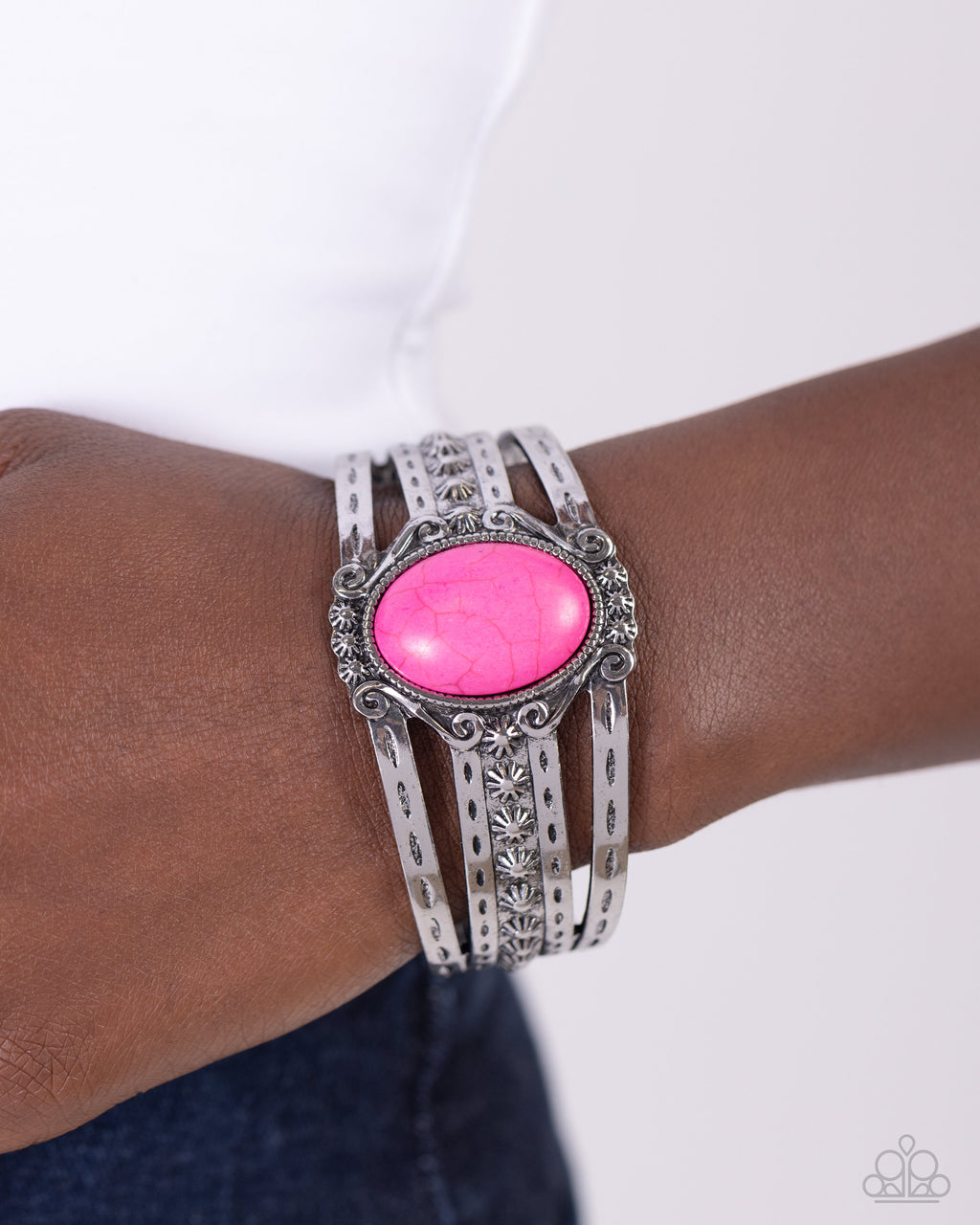 eight-dollar-jewelry-mojave-mecca-pink-bracelet-paparazzi-accessories