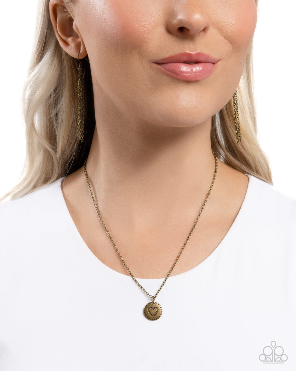eight-dollar-jewelry-stamped-sentiment-brass-necklace-paparazzi-accessories