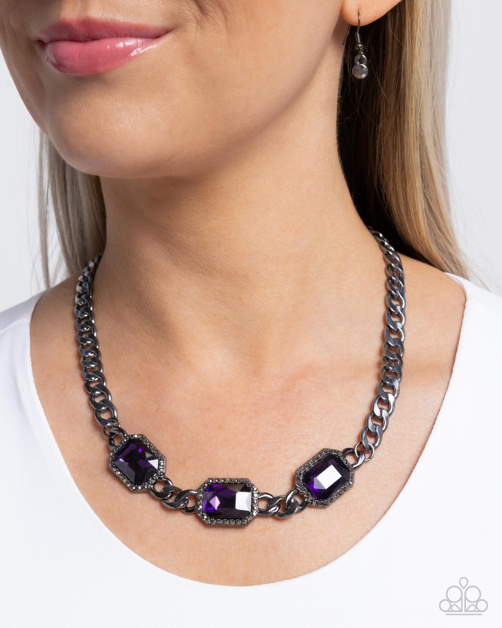eight-dollar-jewelry-without-delay-purple-necklace-paparazzi-accessories