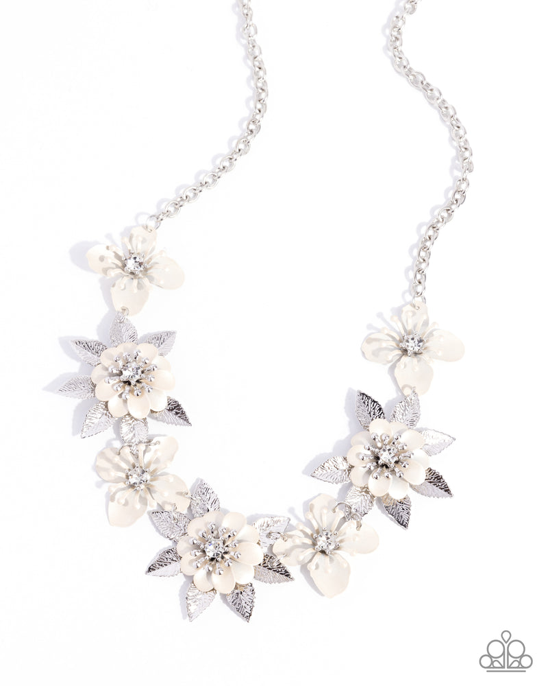 five-dollar-jewelry-springtime-song-white-necklace-paparazzi-accessories