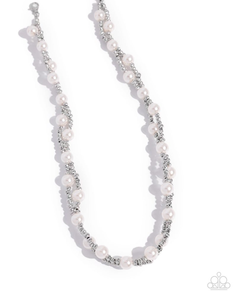 eight-dollar-jewelry-pearl-pace-white-necklace-paparazzi-accessories