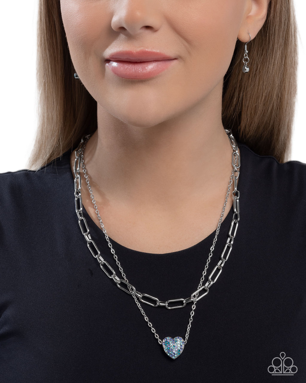 eight-dollar-jewelry-electric-energy-blue-necklace-paparazzi-accessories