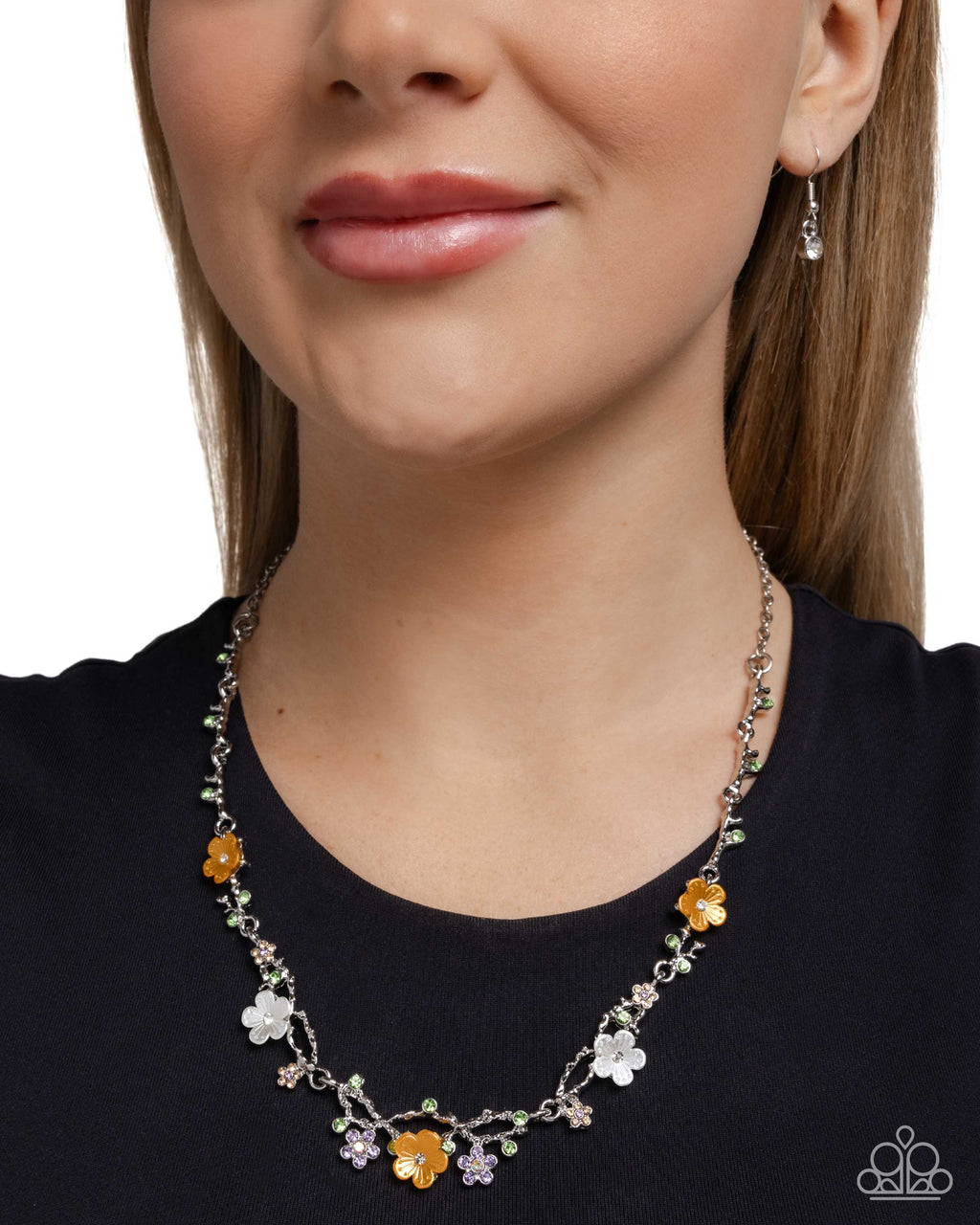 eight-dollar-jewelry-floral-free-time-orange-necklace-paparazzi-accessories