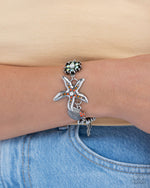Starfish Solo Silver - Complete Look  - Paparazzi Accessories