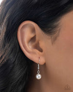 Starfish Solo Silver - Complete Look  - Paparazzi Accessories