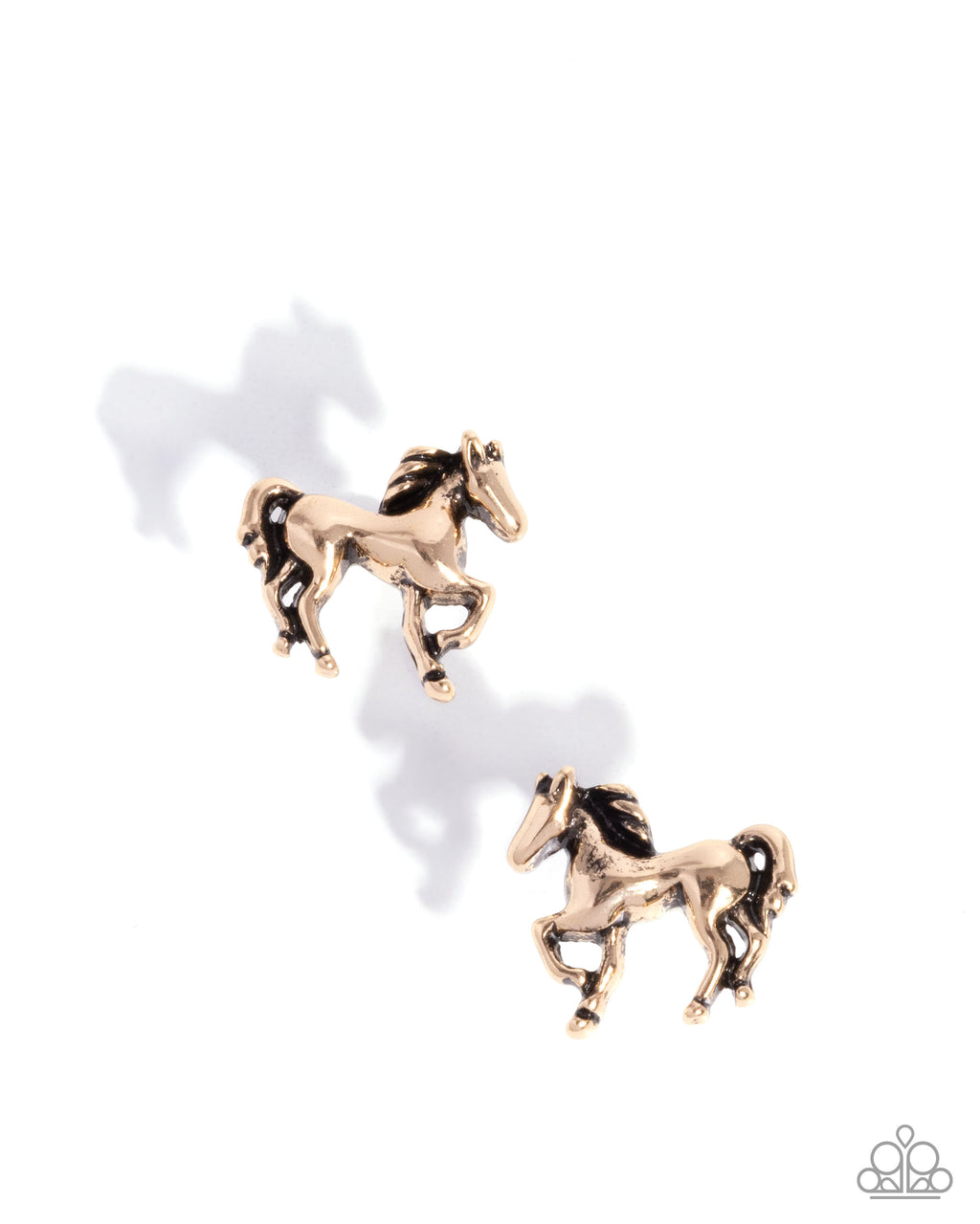 eight-dollar-jewelry-stallion-selfie-gold-post earrings-paparazzi-accessories