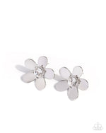 eight-dollar-jewelry-blooming-boutique-white-post earrings-paparazzi-accessories