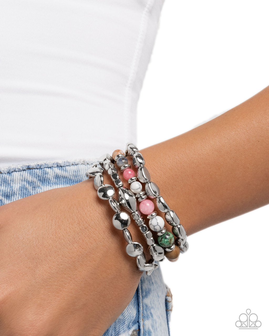 eight-dollar-jewelry-colorful-campaign-multi-bracelet-paparazzi-accessories