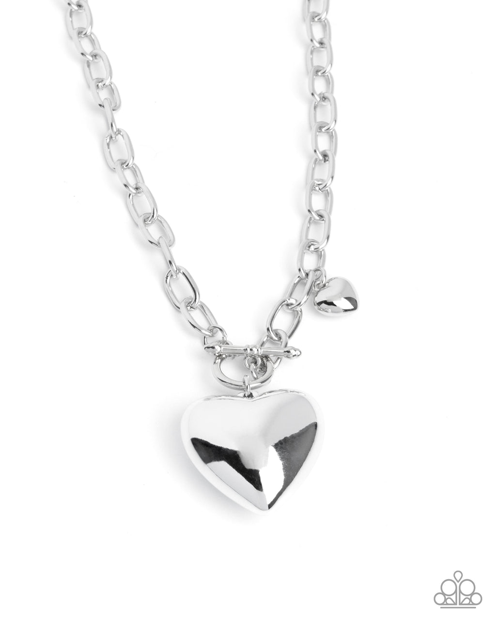 eight-dollar-jewelry-heartfelt-hangout-silver-necklace-paparazzi-accessories