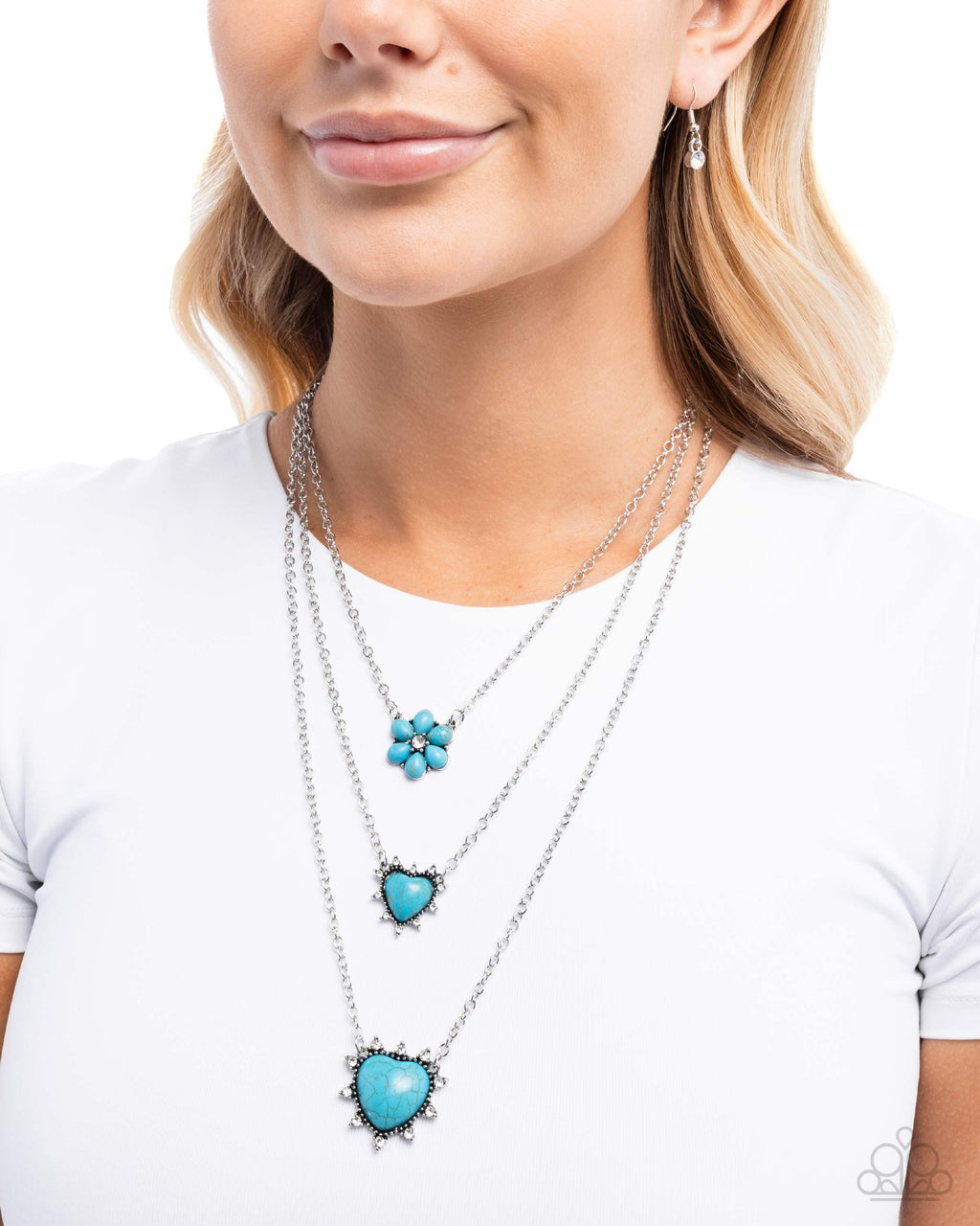 eight-dollar-jewelry-santa-fe-spar-blue-necklace-paparazzi-accessories