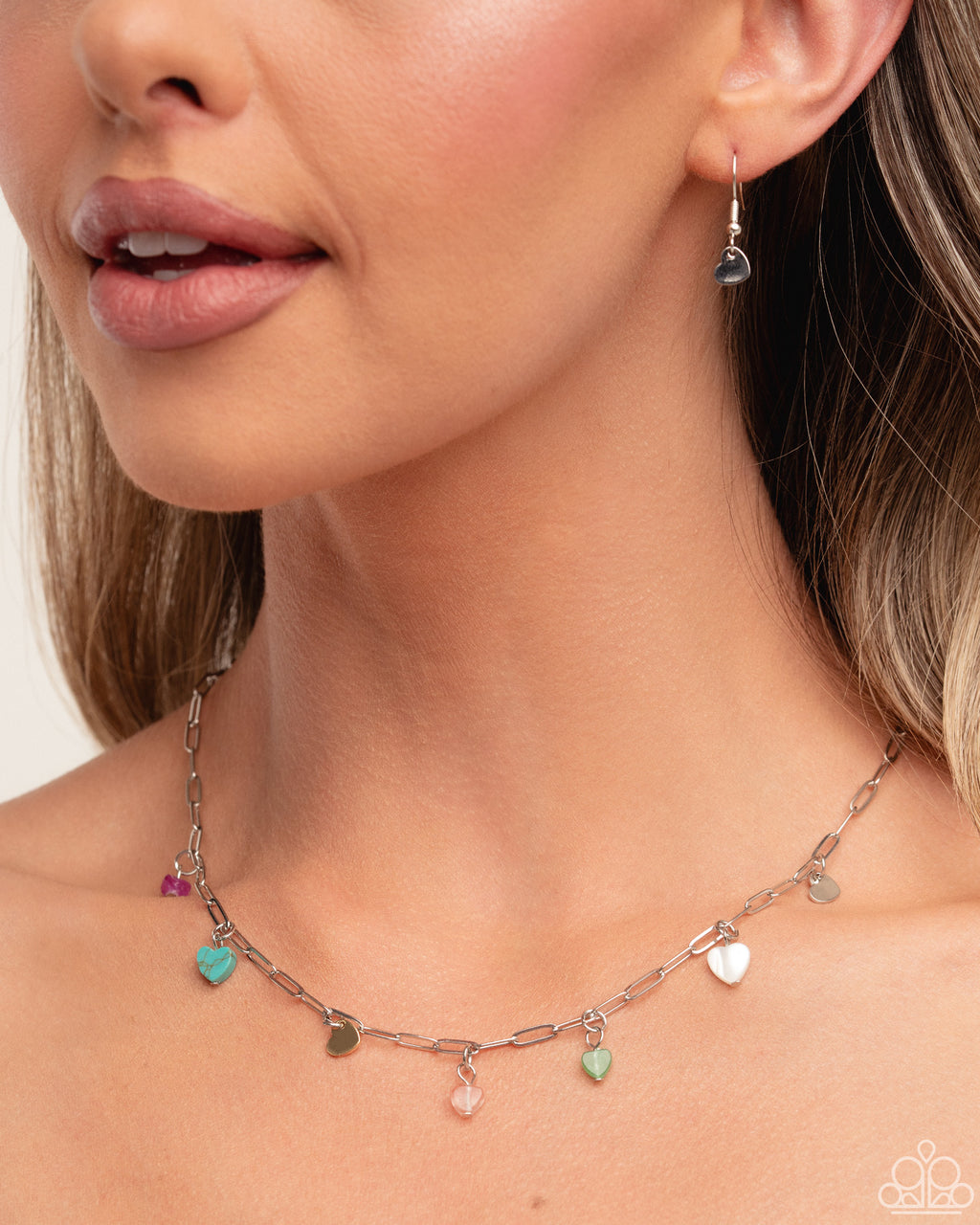 eight-dollar-jewelry-determined-date-night-multi-necklace-paparazzi-accessories