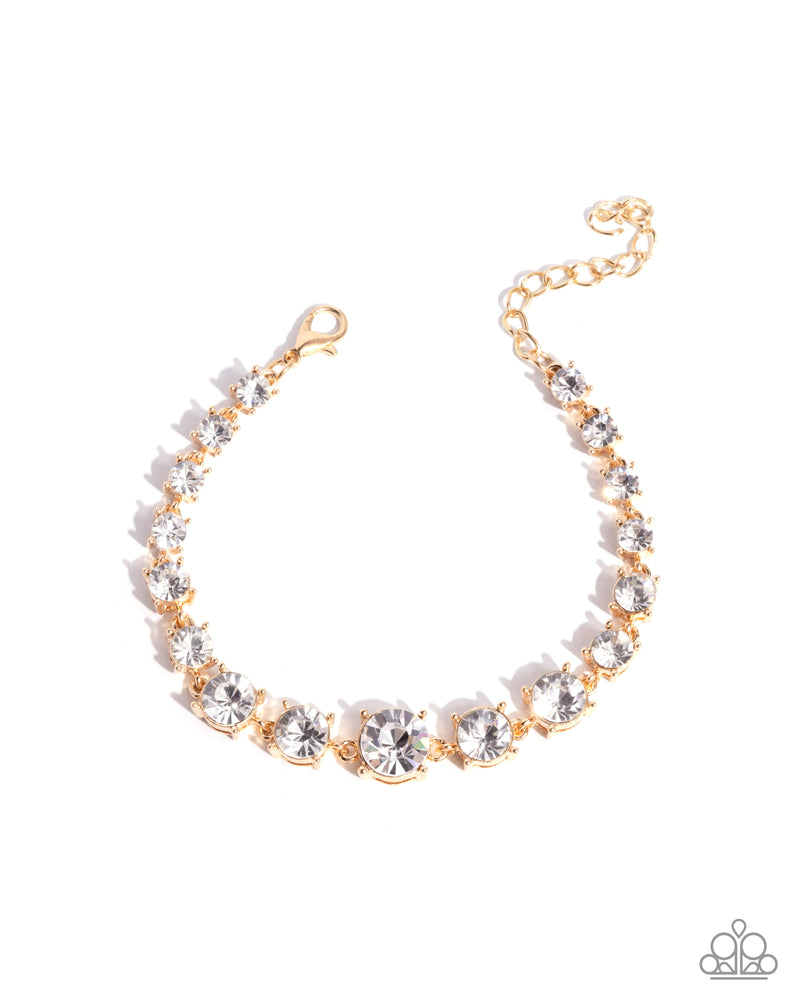 eight-dollar-jewelry-sizable-shimmer-gold-bracelet-paparazzi-accessories