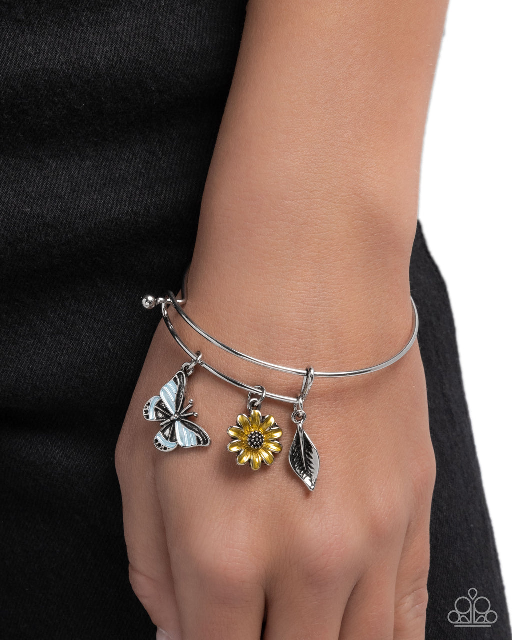 eight-dollar-jewelry-feminine-fate-yellow-bracelet-paparazzi-accessories