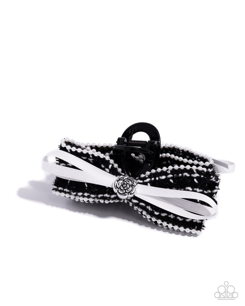 eight-dollar-jewelry-private-school-black-hair clip-paparazzi-accessories
