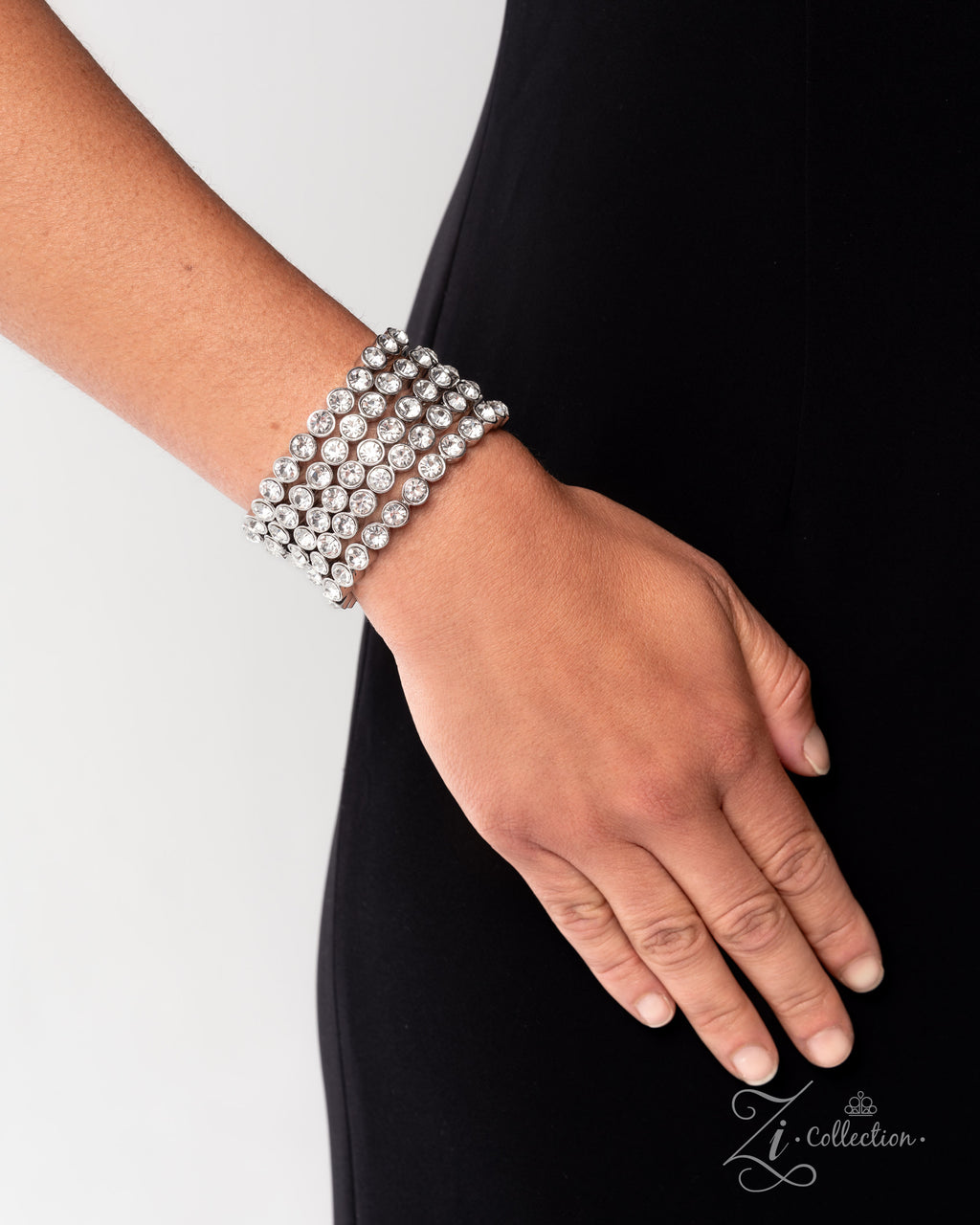 Modest Moment - White Zi Bracelet - Paparazzi Accessories