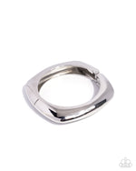eight-dollar-jewelry-rounded-reflection-silver-bracelet-paparazzi-accessories