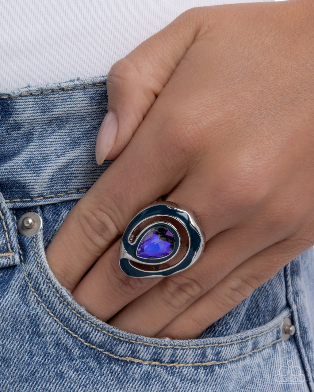 eight-dollar-jewelry-theoretical-teardrop-blue-ring-paparazzi-accessories