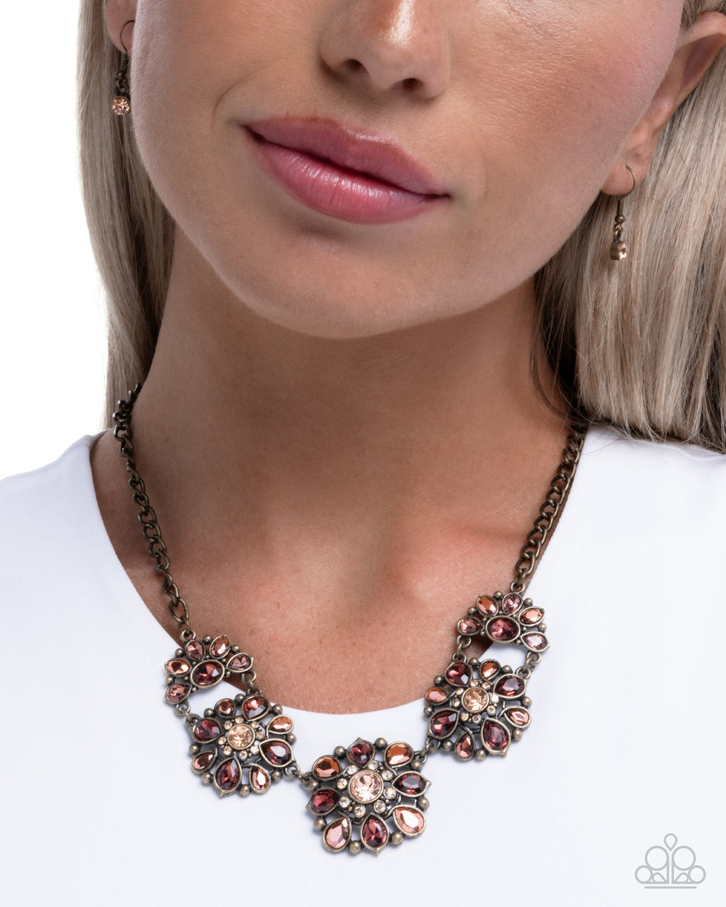 eight-dollar-jewelry-woodland-waltz-brass-necklace-paparazzi-accessories