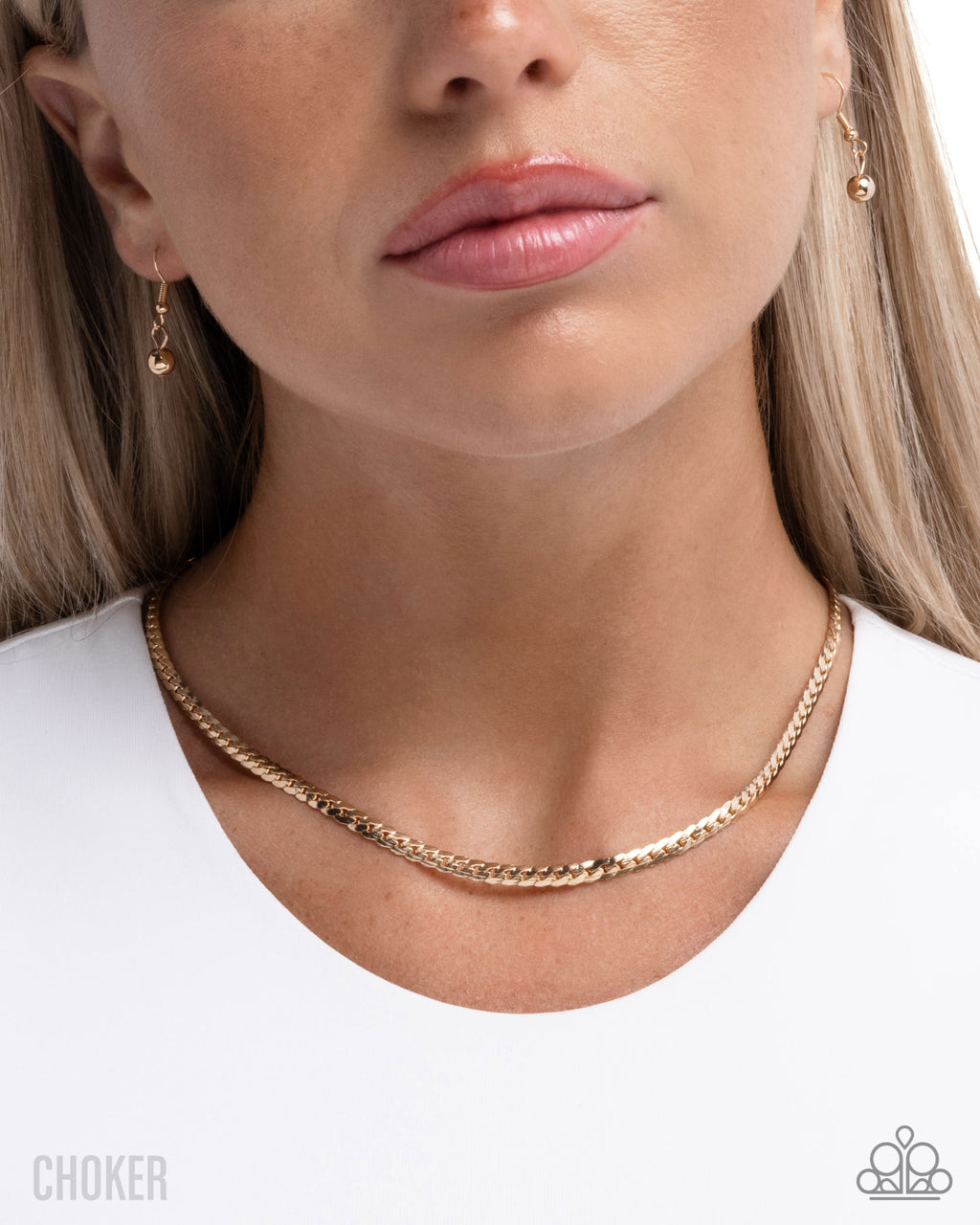 eight-dollar-jewelry-crowning-challenge-gold-necklace-paparazzi-accessories