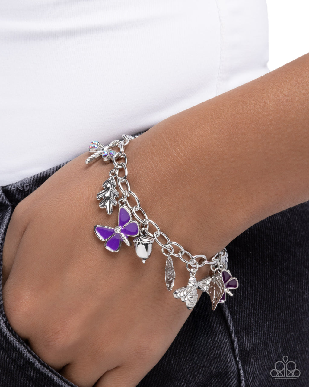 eight-dollar-jewelry-iconic-insects-purple-bracelet-paparazzi-accessories