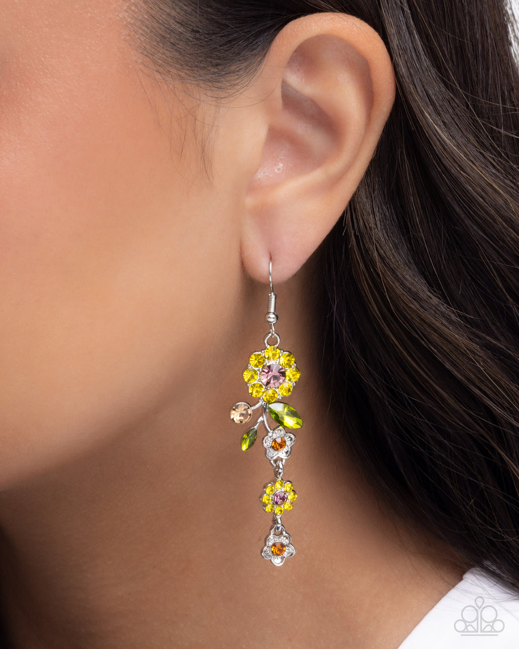 eight-dollar-jewelry-better-bouquet-yellow-earrings-paparazzi-accessories