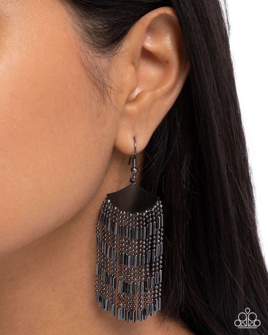 eight-dollar-jewelry-fringe-foundation-black-earrings-paparazzi-accessories